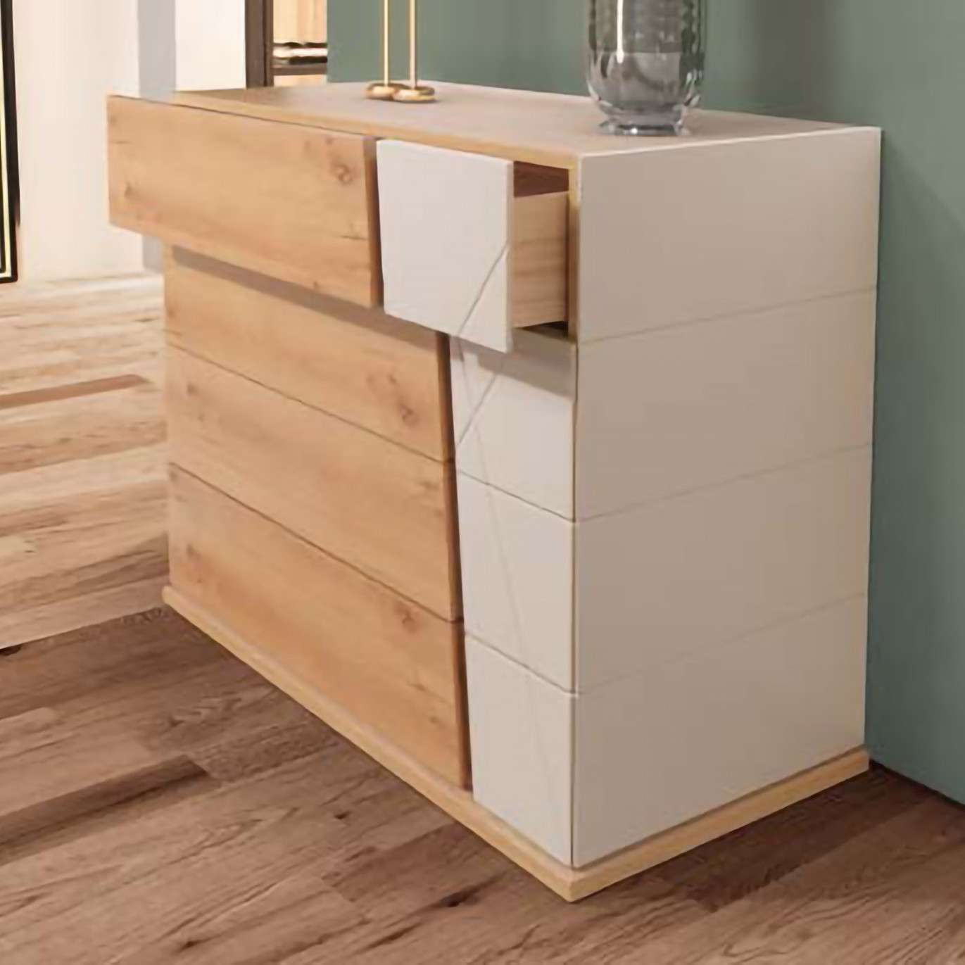 Varanda Noble com móvel exterior em teca